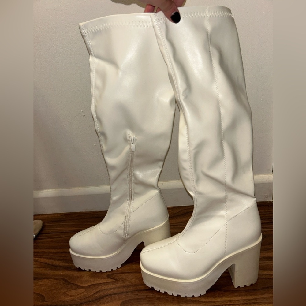 Women's White Platform Boots
